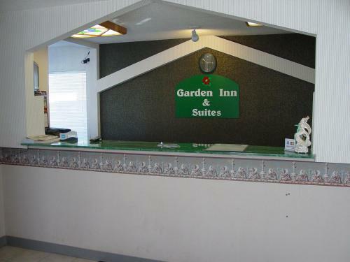Motel Garden Inn & Suites