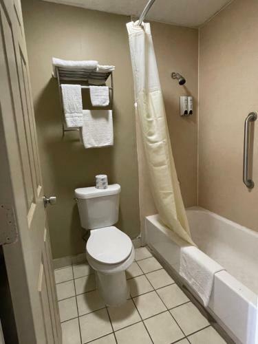 Hotel Garden Inn & Suites