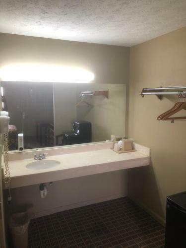 Hotel Garden Inn & Suites