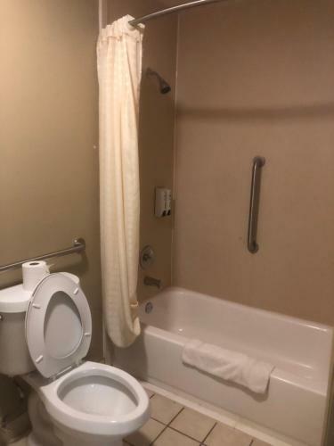 Hotel Garden Inn & Suites