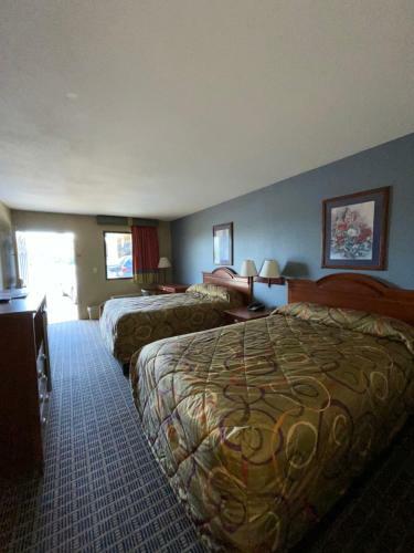 Hotel Garden Inn & Suites