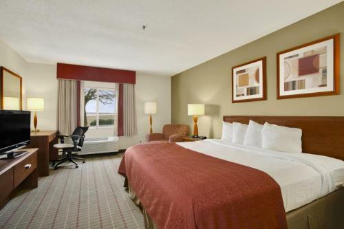 Hotel Baymont Inn & Suites Evansville North