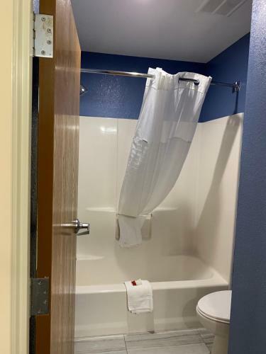 Hotel Baymont Inn & Suites Evansville North