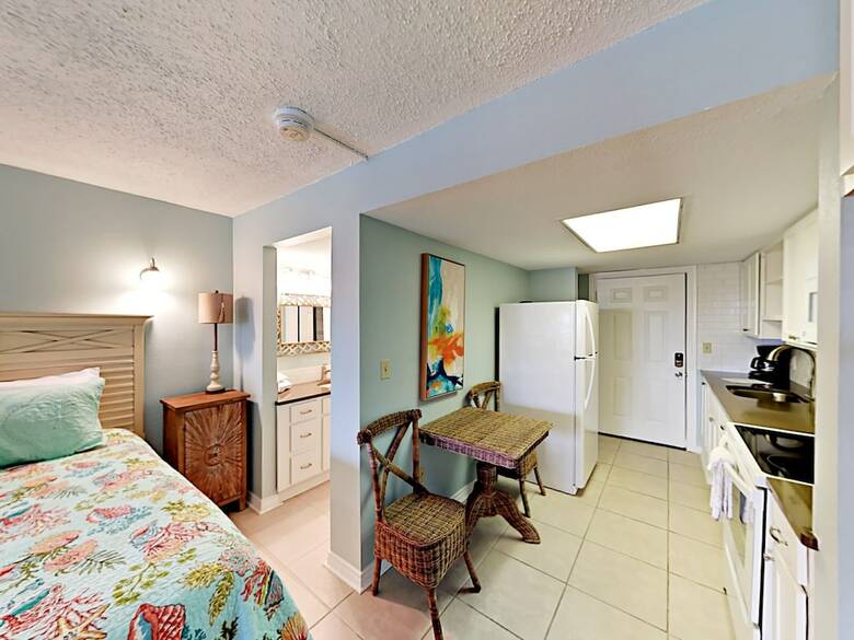 111 Sea Breeze
