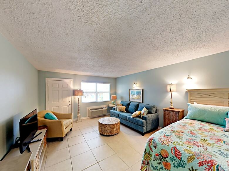 111 Sea Breeze