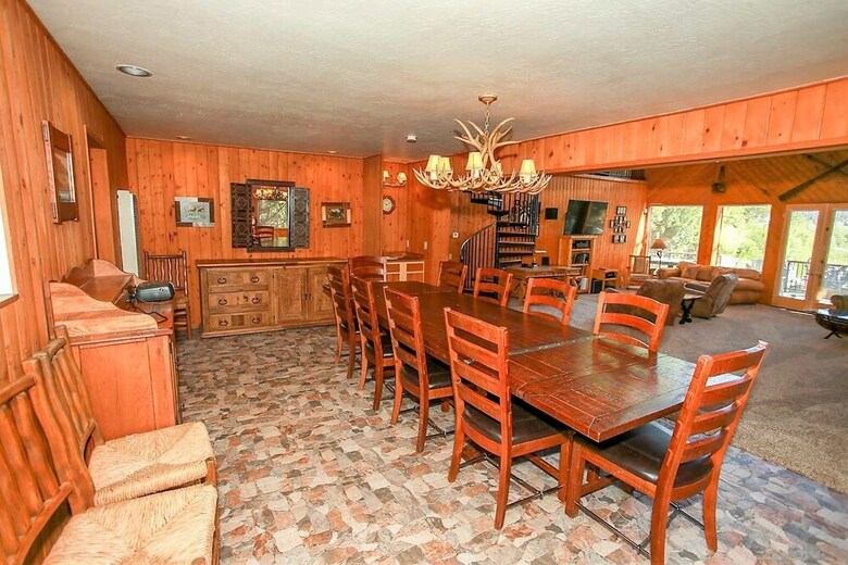 Cabana 1227- Hudson Bay Lakefront