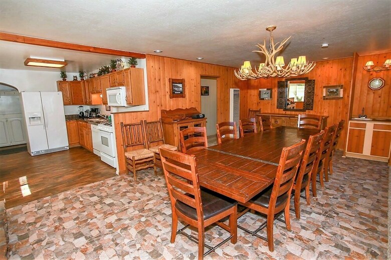 Cabana 1227- Hudson Bay Lakefront