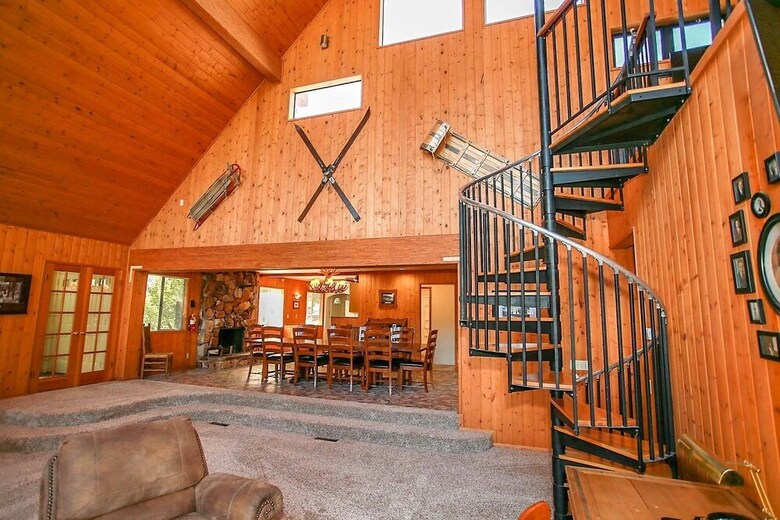 Cabana 1227- Hudson Bay Lakefront