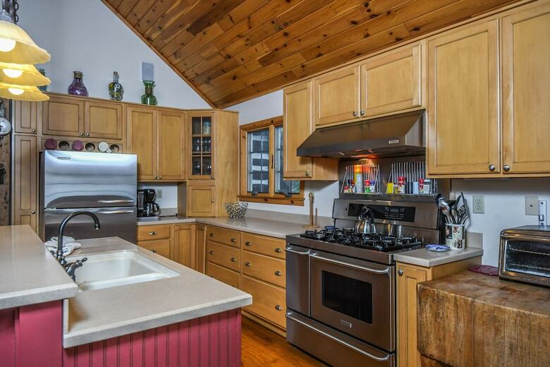Country Roads Cabin