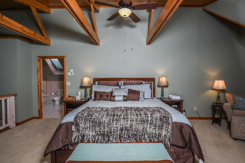 Country Roads Cabin