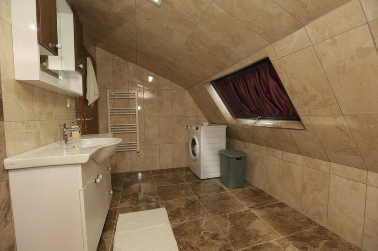 Guguvak Suites By Surur