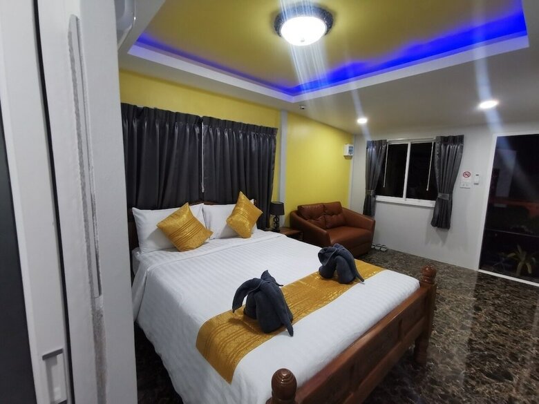 Hotel At Thara Aonang