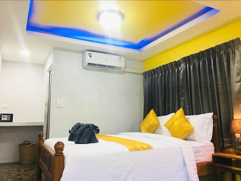Hotel At Thara Aonang