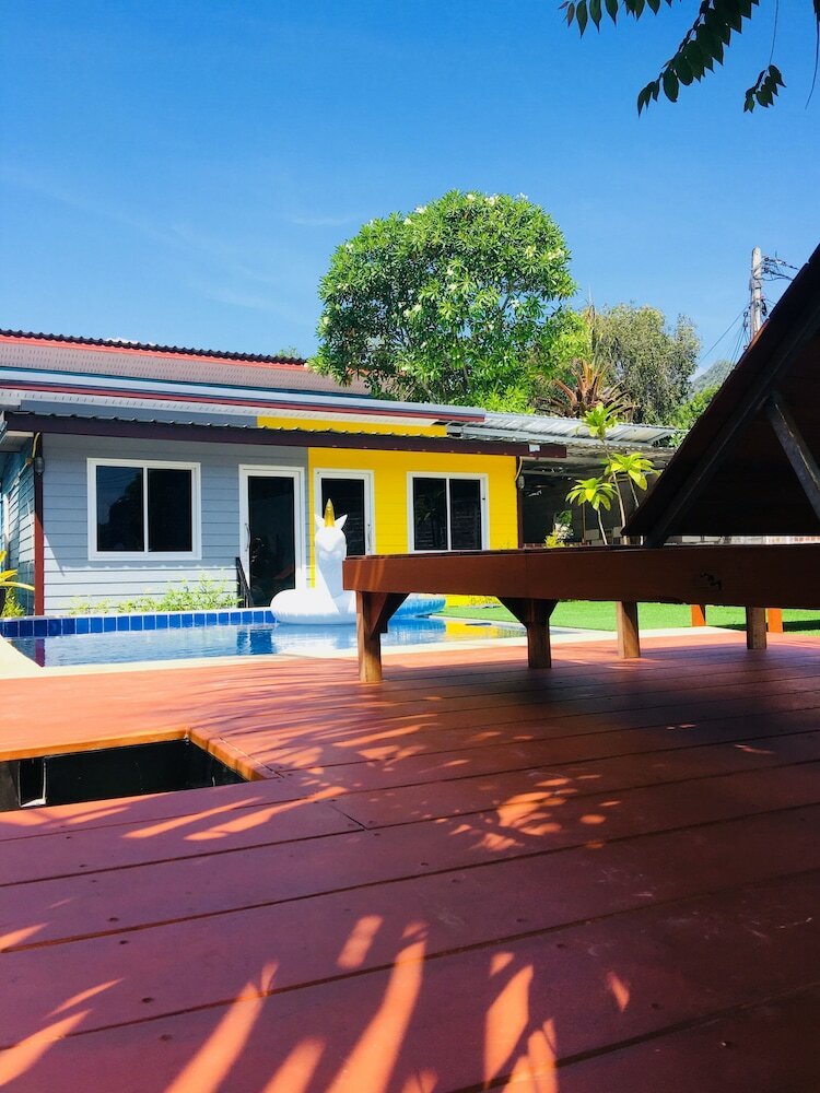 Hotel At Thara Aonang