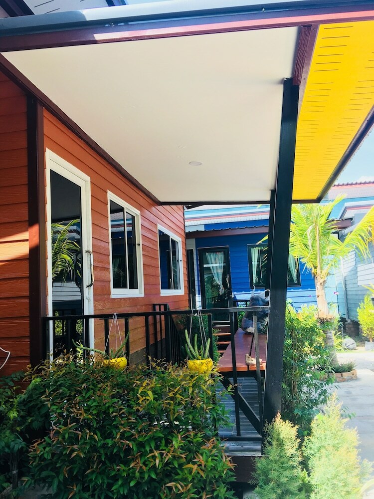 Hotel At Thara Aonang