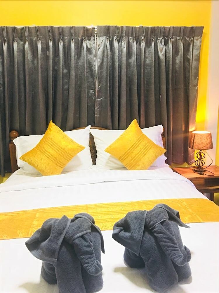 Hotel At Thara Aonang