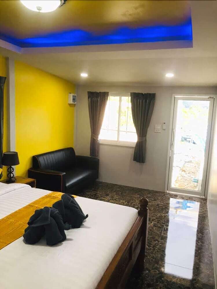 Hotel At Thara Aonang