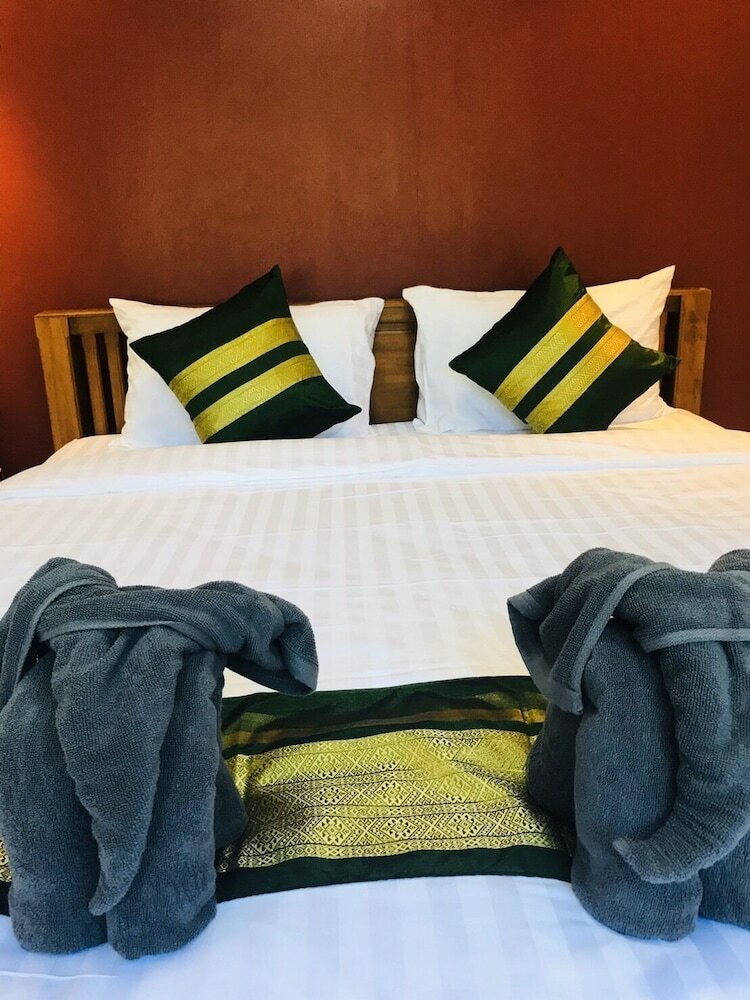Hotel At Thara Aonang