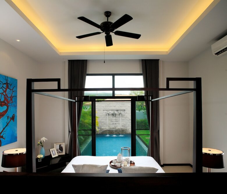 Two Villas Holiday Phuket Onyx Style Nai Harn Beach