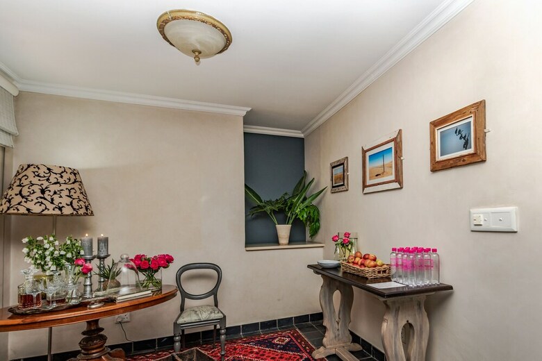 Bed & Breakfast Six Sandton