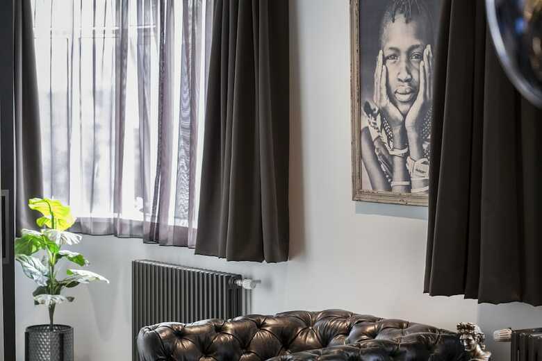 Ava Apartments