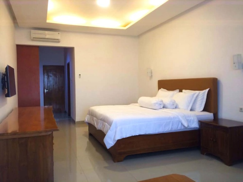 Hotel Ratu Homestay Malang
