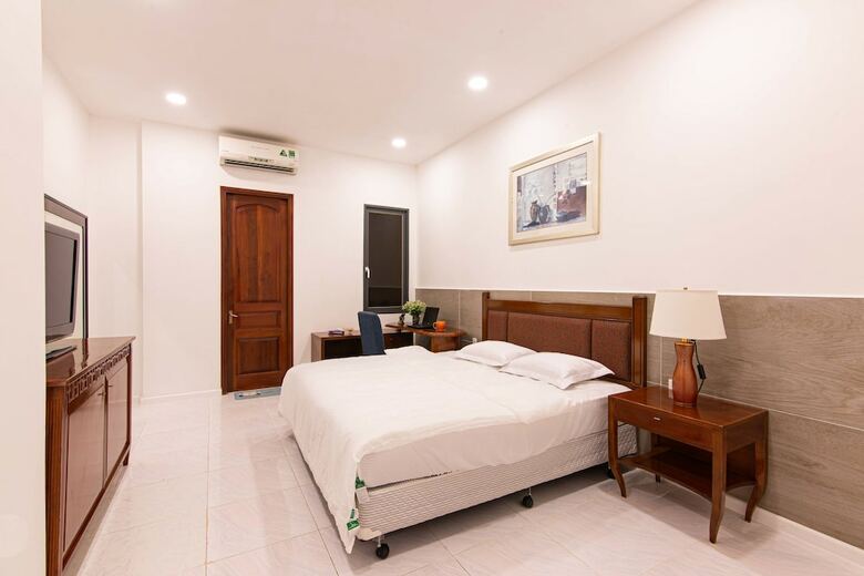 Hotel Bhome Dinh Cong Trang