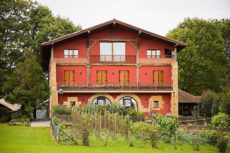 Hotel Restaurante Usategieta