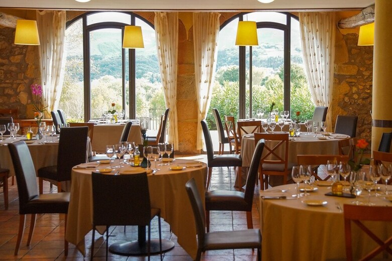 Hotel Restaurante Usategieta