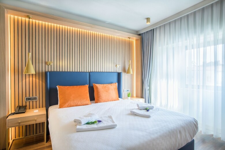 Signature Hotels & Spa