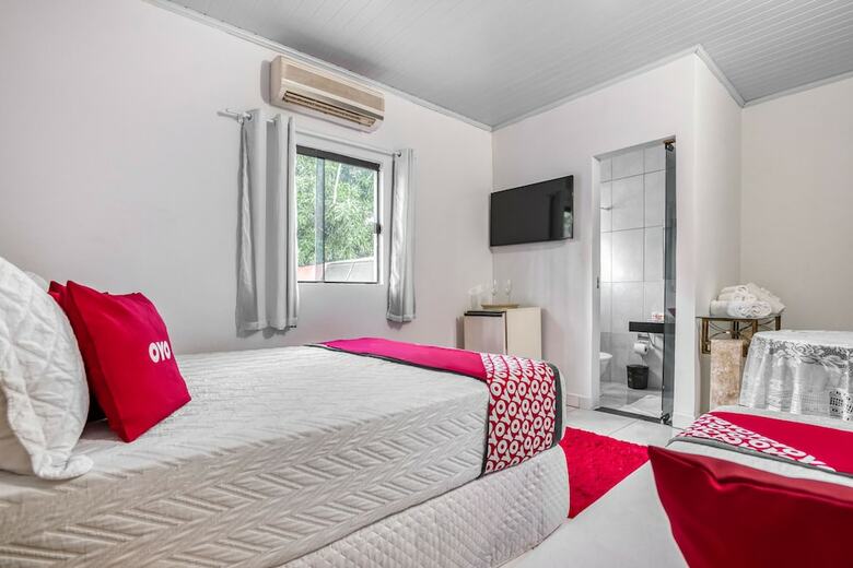 Oyo Hotel Royal