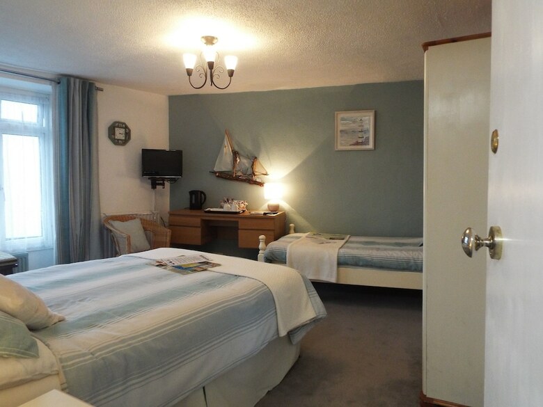 Hotel Corner House Guest House