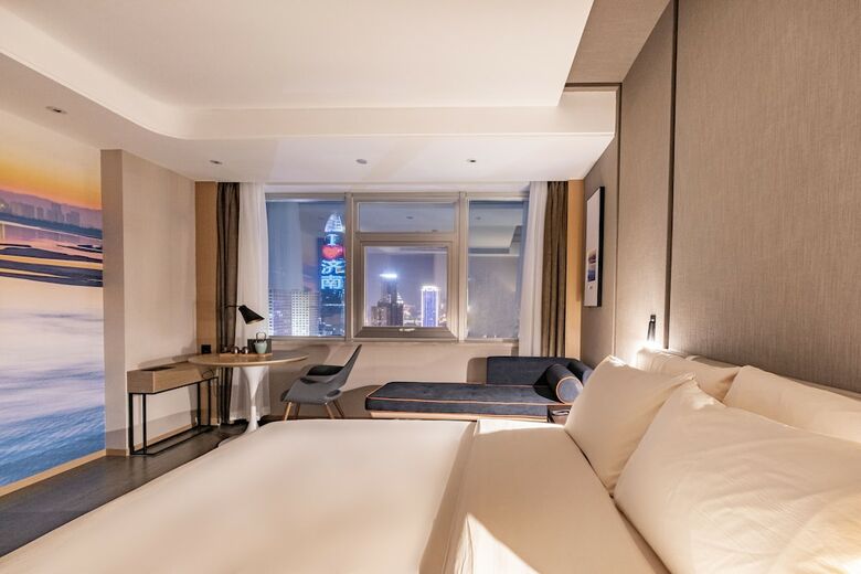 Atour Hotel Daguanyuan Jinan