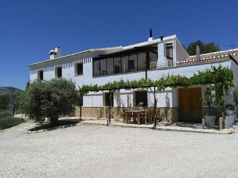 Cortijo Blanco Apartments