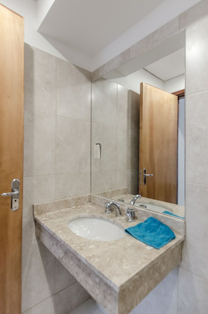 Apartamento Plaza Iturbe 2 Dormitorios Cerca de Todo