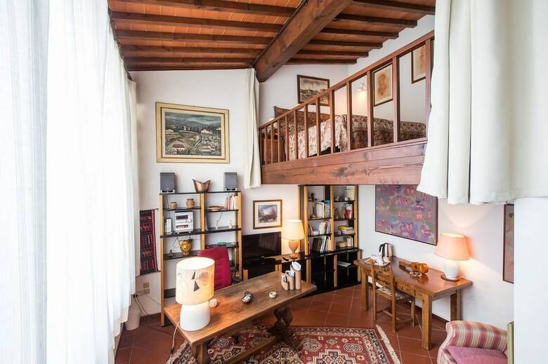 B&B Independent Loft On Florence's Hills