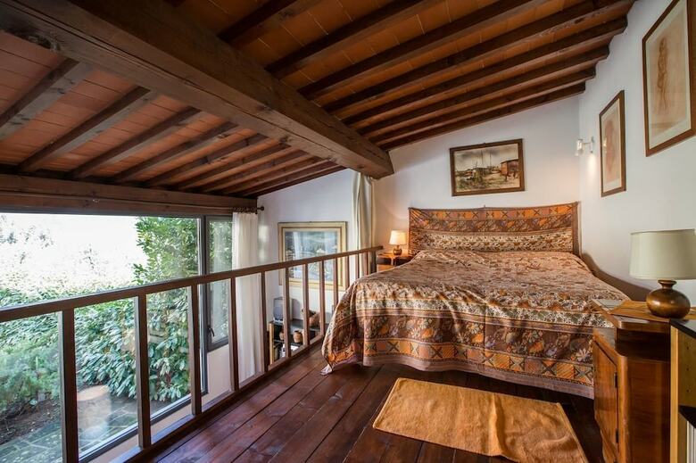 B&B Independent Loft On Florence's Hills