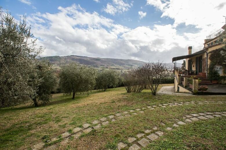B&B Independent Loft On Florence's Hills