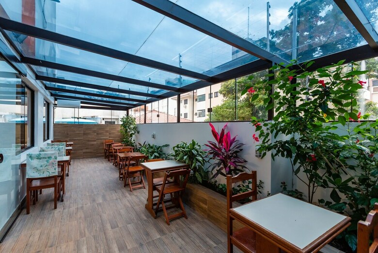 Hotel Vila Mar