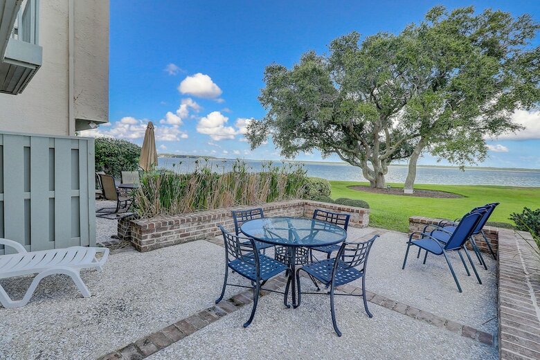 Villa Schooner Court 704