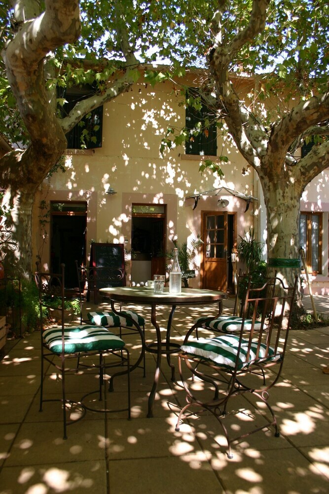 Hotel H�tel Beaus�jour Les Palmiers