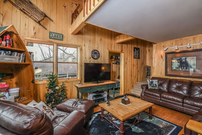 Cabana The Bear's Den