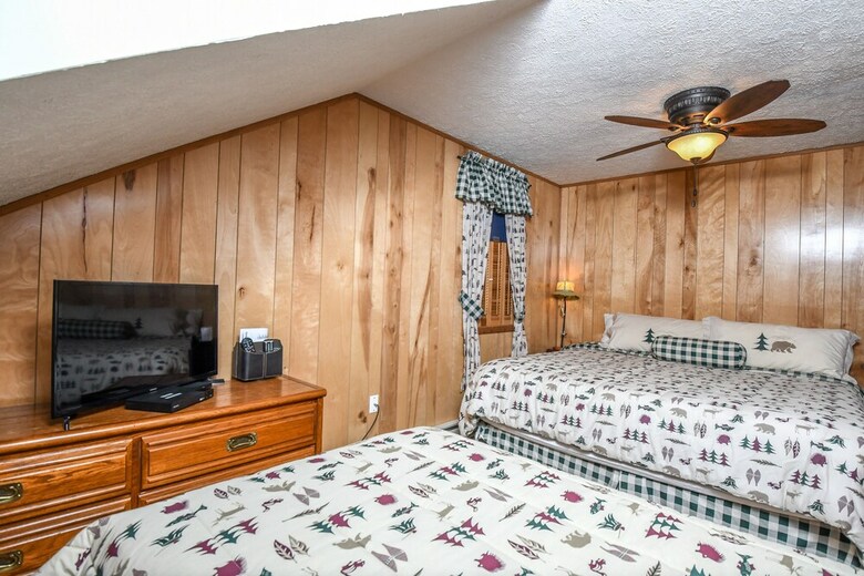 Cabana The Bear's Den