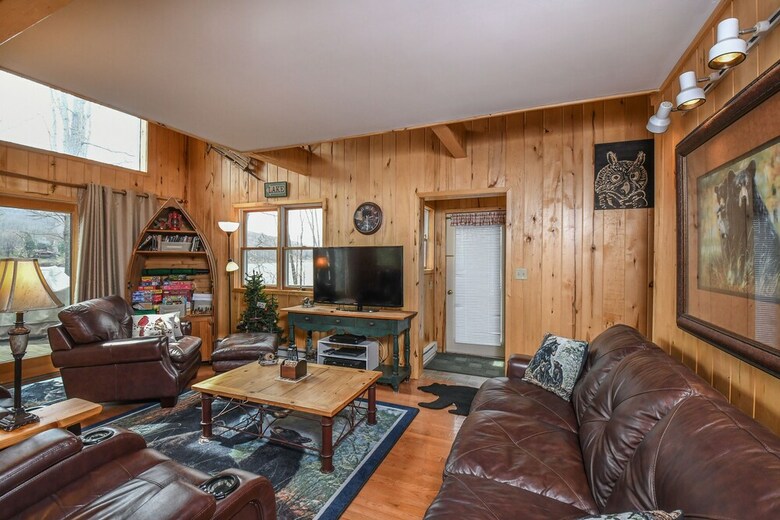 Cabana The Bear's Den
