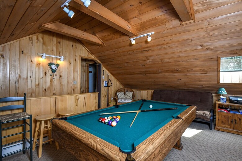 Cabana The Bear's Den