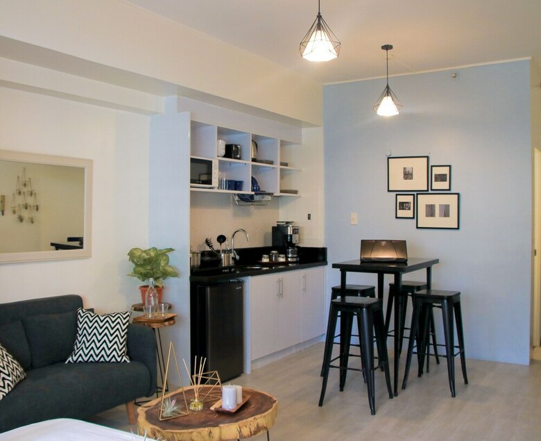 Indigo Makati @ Perla Mansion