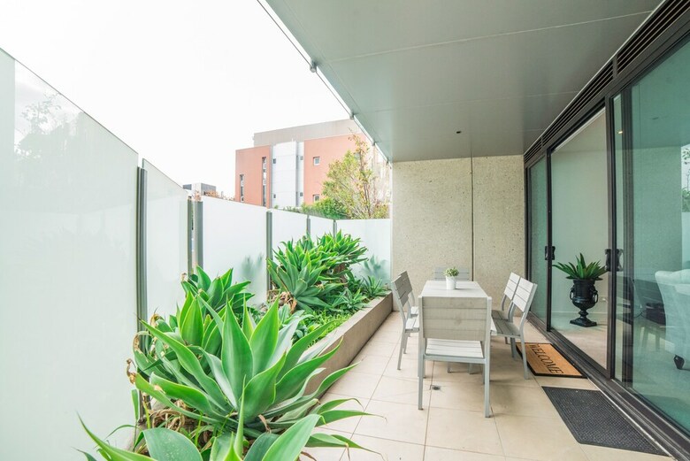 Richmond Oasis Apartments