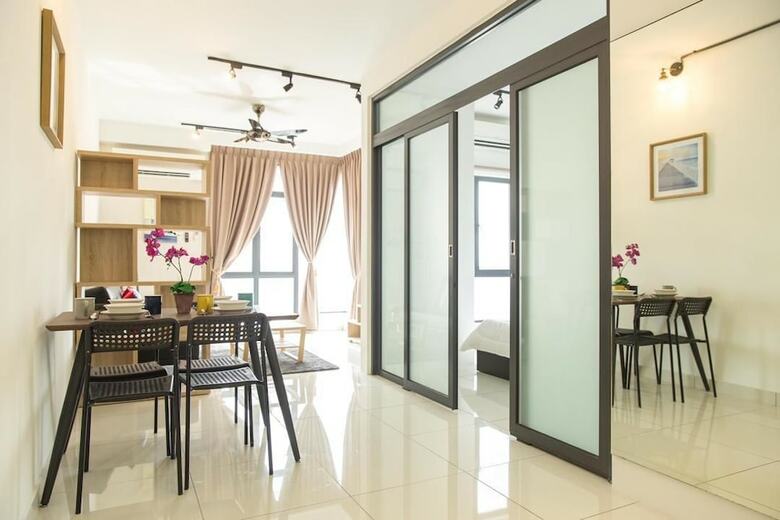 Apartamentos One Tebrau Residences