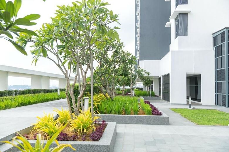 Apartamentos One Tebrau Residences