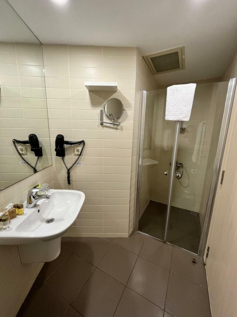 Hotel Golden Lotus